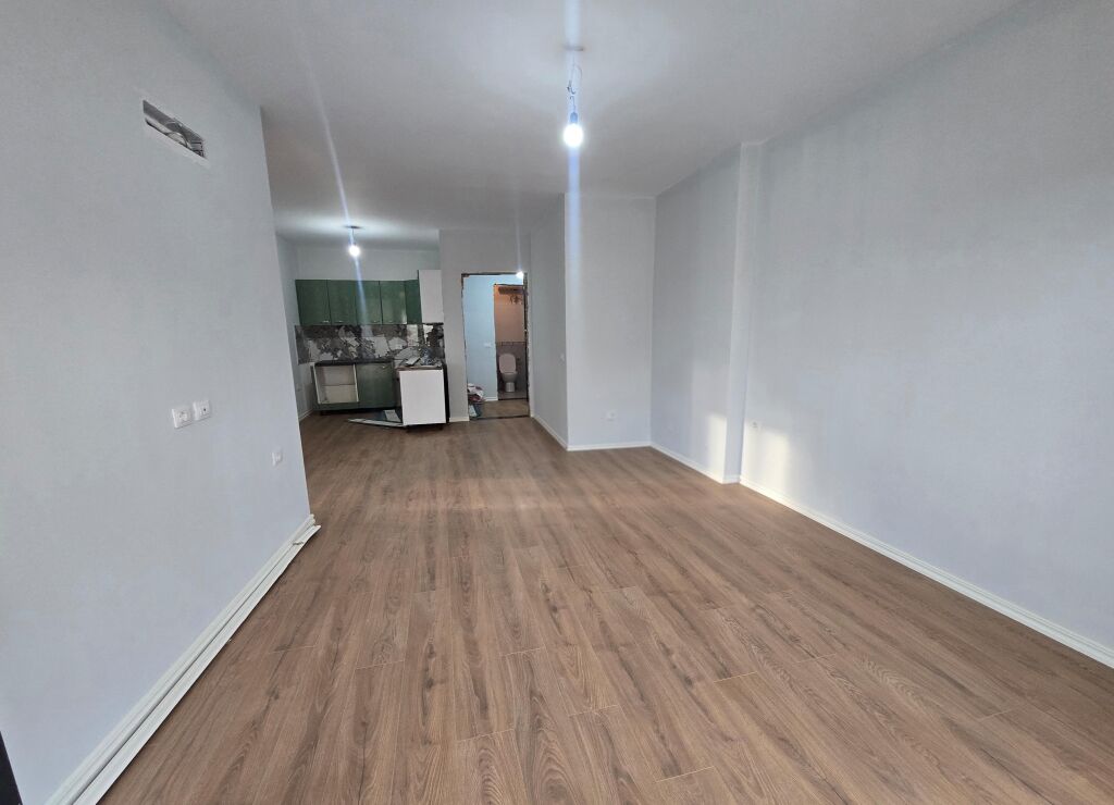 Appartamento 2+1+2+Balcone in Vendita a Fresk, Vicino al Ristorante Deliu