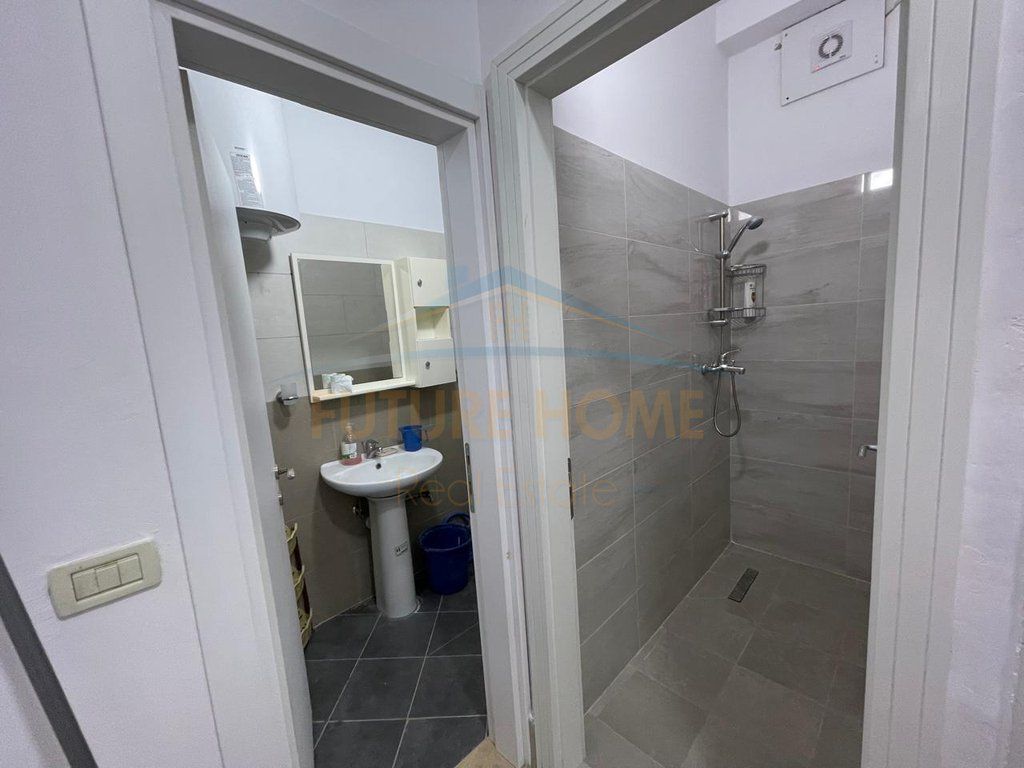 Affitto, Appartamento 2+1, Via Kavaja, Tirana