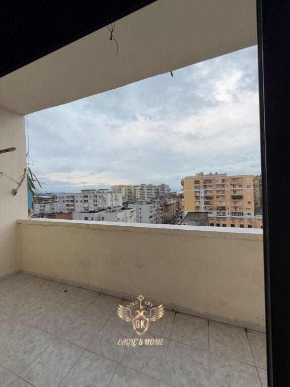 🏡 APPARTAMENTO IN AFFITTO 2+1+2 con balcone