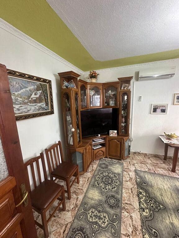 Private 1-story house 2+1 for sale, near the Hospital in Durres