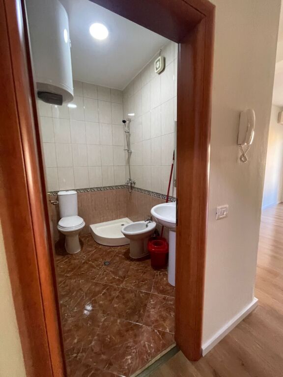 Apartment for rent Medar Shtylla!!