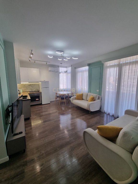 Luxury 1+1 apartment for sale near the Center