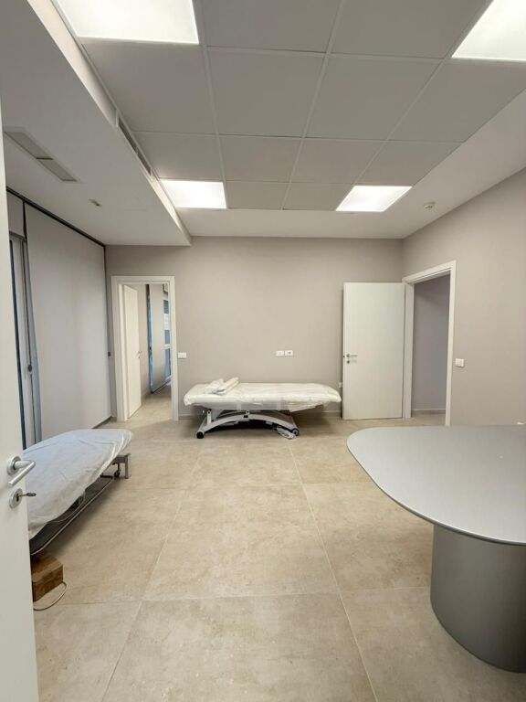 🏥 Ambiente Clinico in Affitto – Kika 2