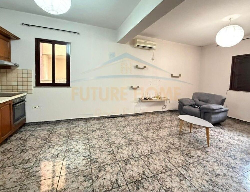 Affitto, Appartamento 2+1+Posto Auto, Selite