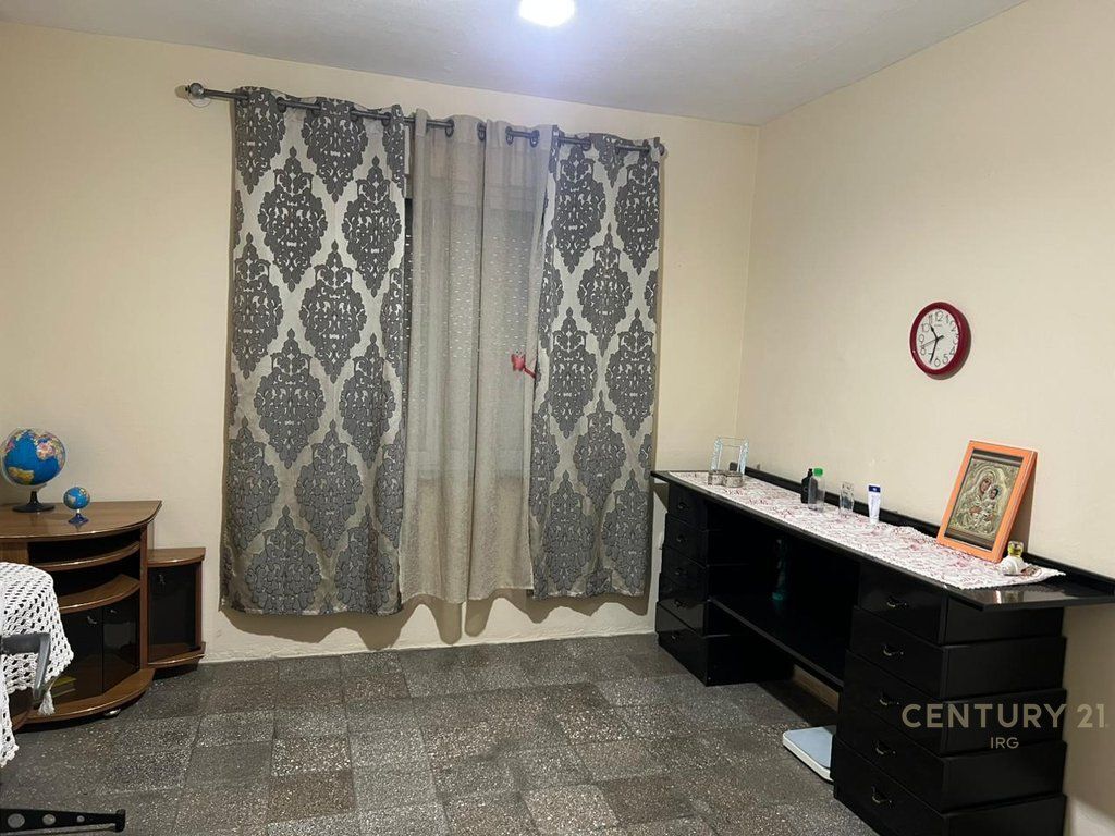 Appartamento 2+1 vicino a Piazza Skenderbej