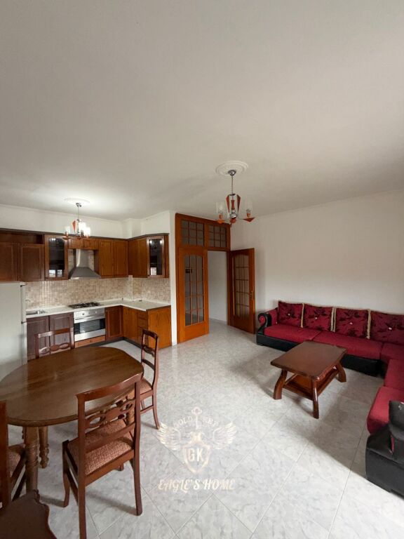 🏡 APPARTAMENTO IN AFFITTO 2+1+2 con balcone