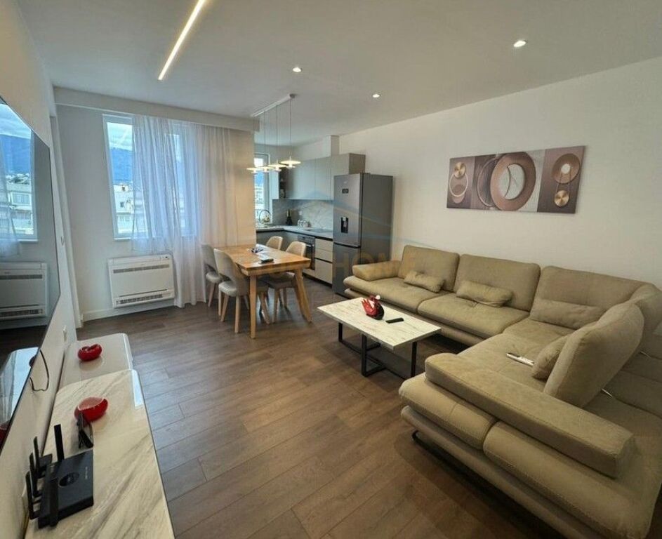 Affitto, Appartamento 2+1, Via Mine Peza, Tirana.