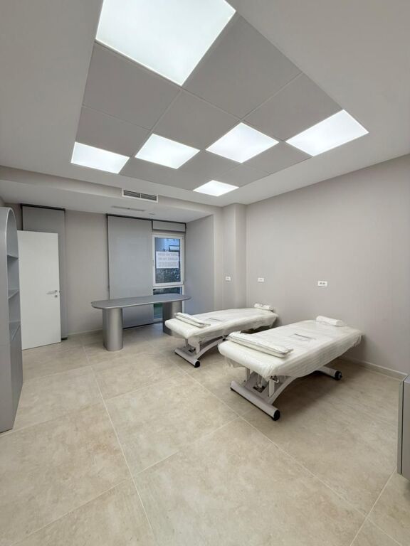 🏥 Ambiente Clinico in Affitto – Kika 2