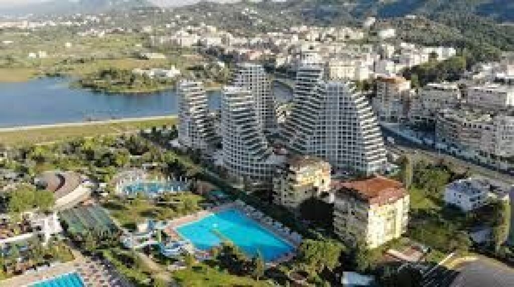 JEPET ME QIRA APARTAMENT 2+1+2 ME POST PARKIMI TEK LAKE VIEW RESIDENCE !