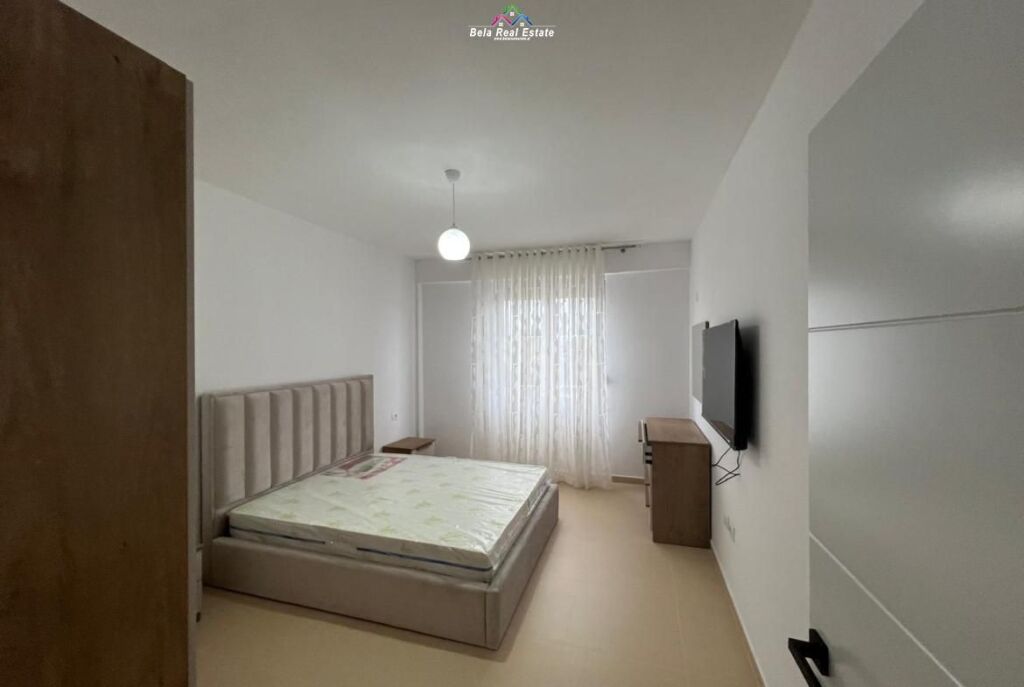 Appartamento In Affitto 2+1 Vicino al Vecchio Parco (ID B2201743) Tirana