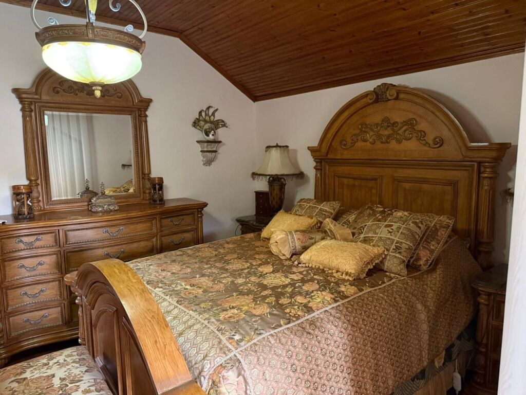 VILLA FOR RENT, LOCATED IN THE XHAMLLIK AREA, TIRANA!