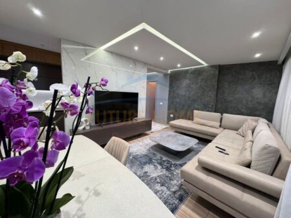 For sale, 2 apartments 1+1/2+1, Isa Boletini Street
