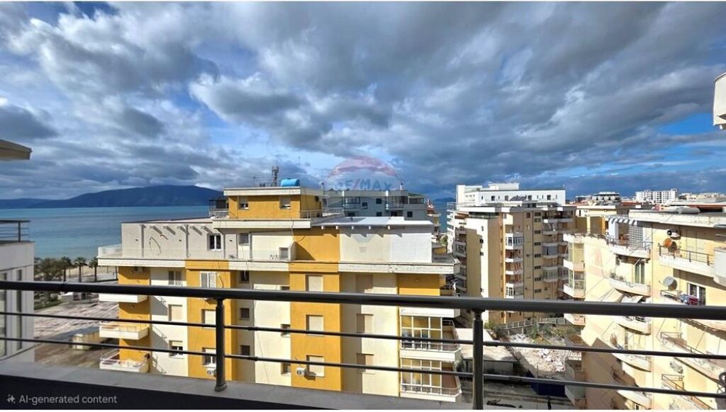 Apartament 2+1+2 në Shitje – Lungomare, Vlorë