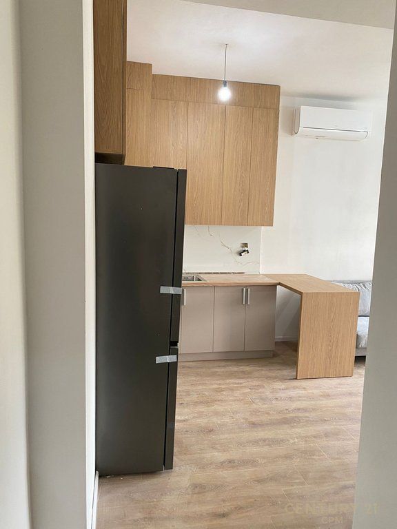 APARTAMENT 1+1 ME QERA NE ALI DEM