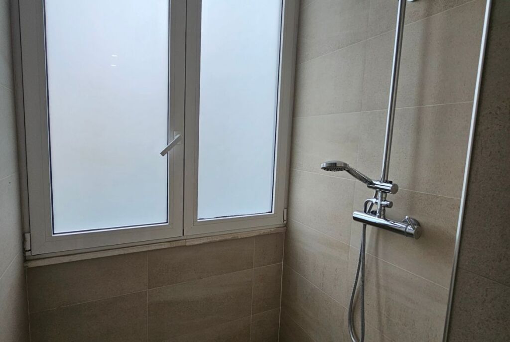 At Tek Shallvaret Apartment 2+1 Furnished For Rent!