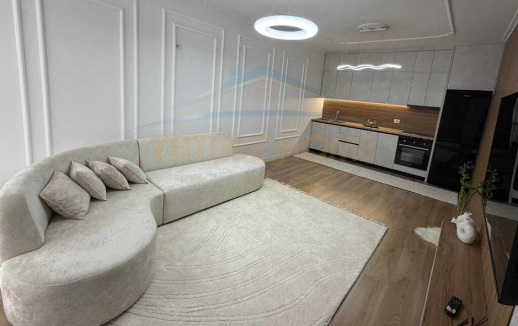 In vendita, Appartamento 2+1+2 Unaza e Re, Tirana