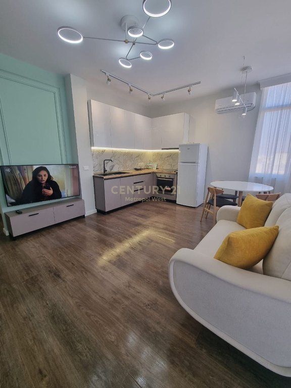 Luxury 1+1 apartment for sale near the Center