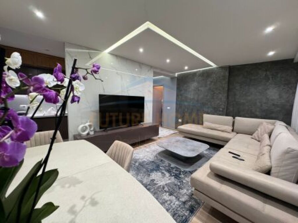 For sale, 2 apartments 1+1/2+1, Isa Boletini Street