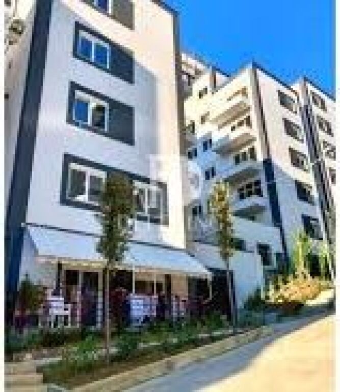 In vendita, Appartamento 2+1+2, Complesso FZ, Lago Secco, Tirana