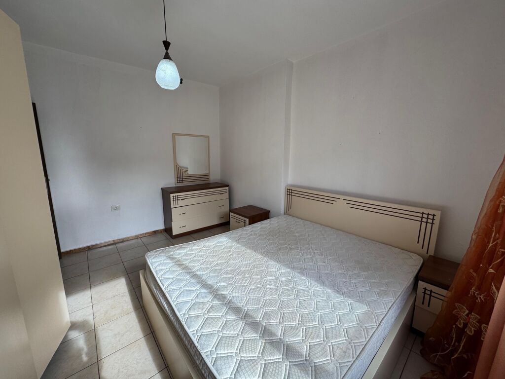 For rent 1+1 Mine Peza