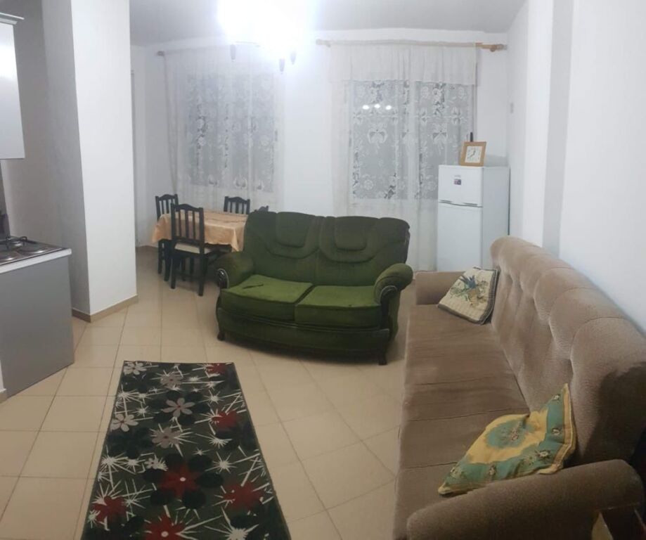 Apartament 1+1 me qera tek Cabejt ne Misto Mame