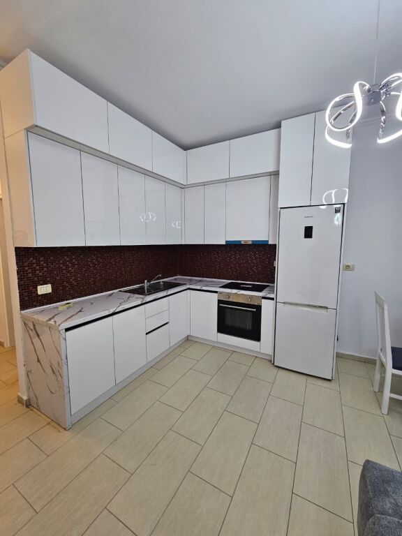 🏠 JEPET ME QIRA – Apartament 1+1