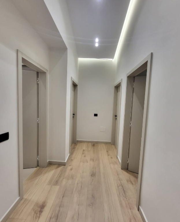 🏡 JEPET ME QIRA – DUPLEX 3+1+2 + POST PARKIMI | PRANË Kodra e Diellit