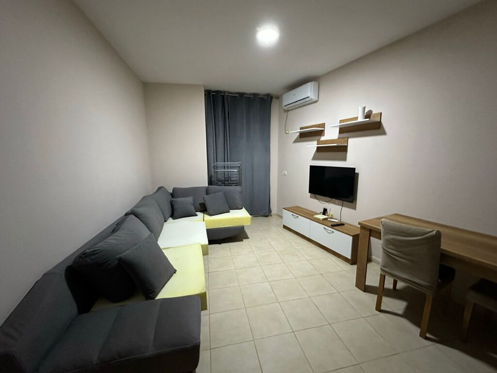 apartment for rent in astir