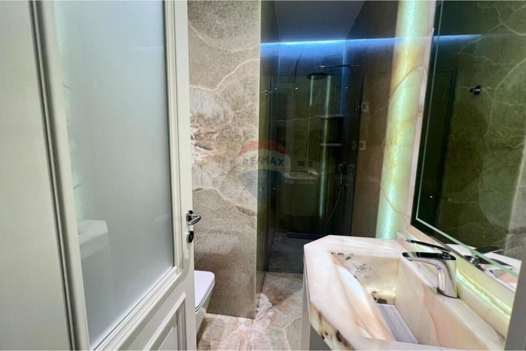 Luxurious 3+1+2 apartment near the American Embassy.