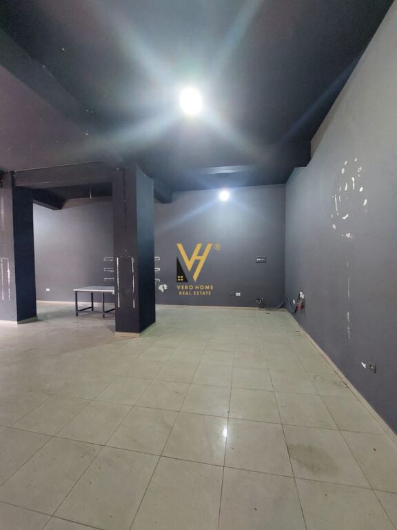 SHOP 86 M2 FOR RENT IN YZBERISHT 60,000 LEKE