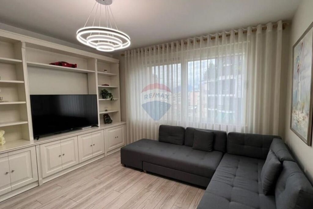 Appartamento 1+1, Via Kosovareve