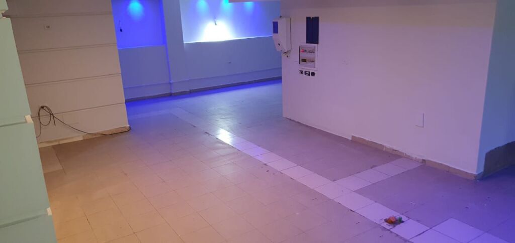SHOP FOR RENT 171 M2 VASIL SHANTO 750 EURO