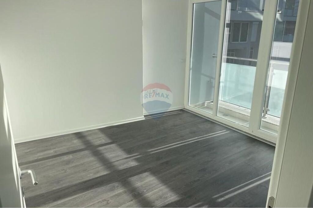 ZYRE PER QIRA ME 4 AMBIENTE PUNE TE K. E PARISIT