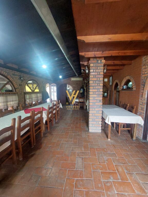 LOCALE COMMERCIALE IN VENDITA 9.220 M2 A MILOT 1.300.000 EURO