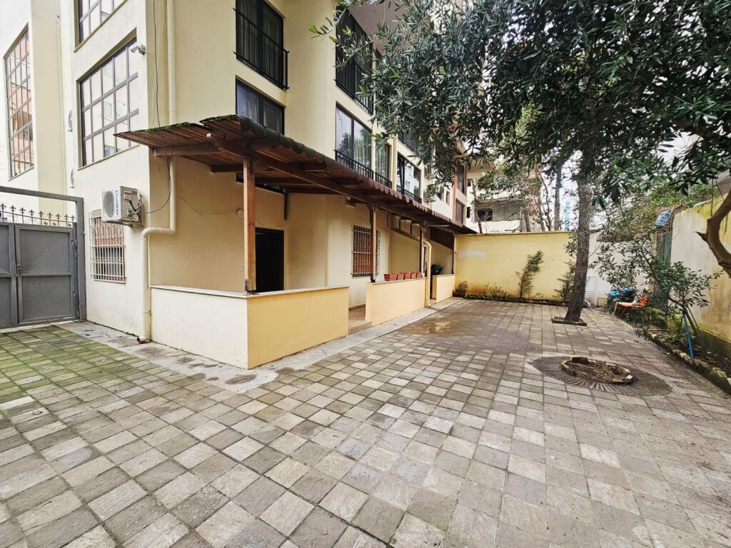 FOR SALE 1+1 APARTMENT WITH YARD – KAVAJË ROCK