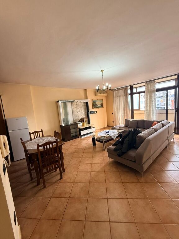 FOR RENT APARTMENT 2+1+PARKING AT GLOBE 600 euro