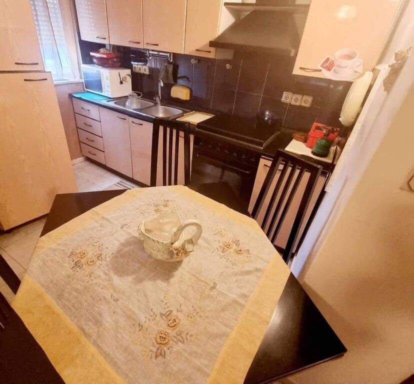 🏡✨ Apartament 2+1 me qira tek Ish Profarma, Porcelan ✨🏡  📍 Vendndodhje shumë e mirë – Porcelan (tek Ish Profarma)  