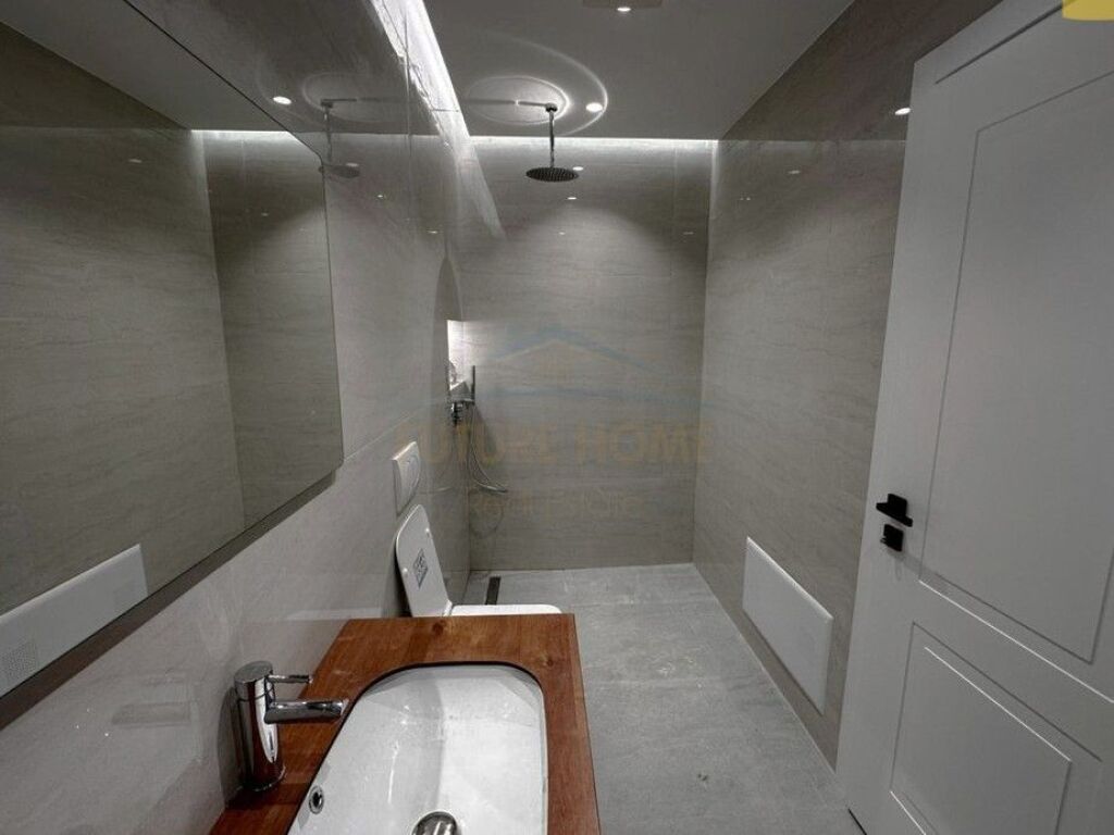 For sale, Apartment 2+1+2, Komuna e Parisit, Tirane