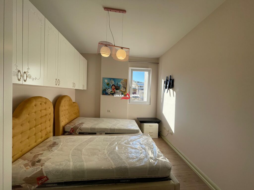 Apartament 3+1+2 Me Qera Te Liqeni I Thate (ID 4231484)