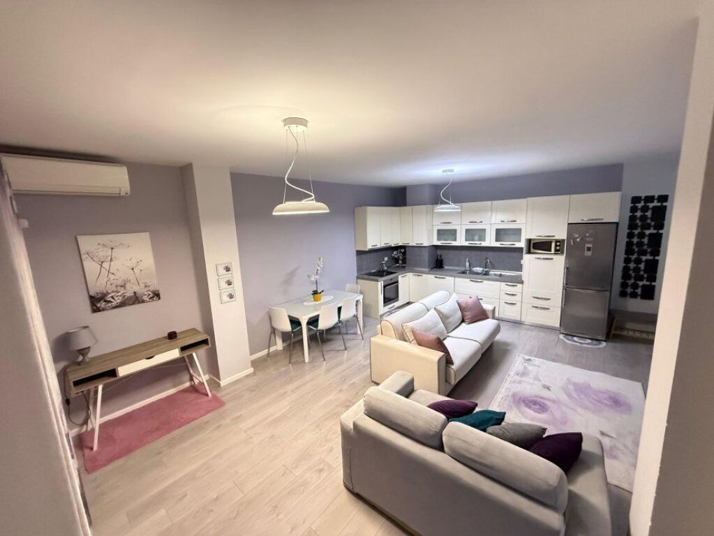 Apartament 1+1 me qera tek rruga Jordan Misja prane Kompleksit Panorama