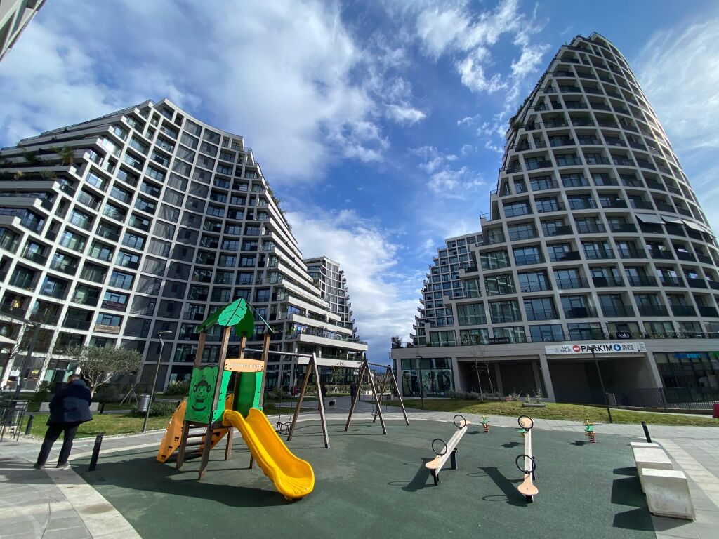 Apartament 1+1 me qira Lake View,
Rruga e Kosovareve