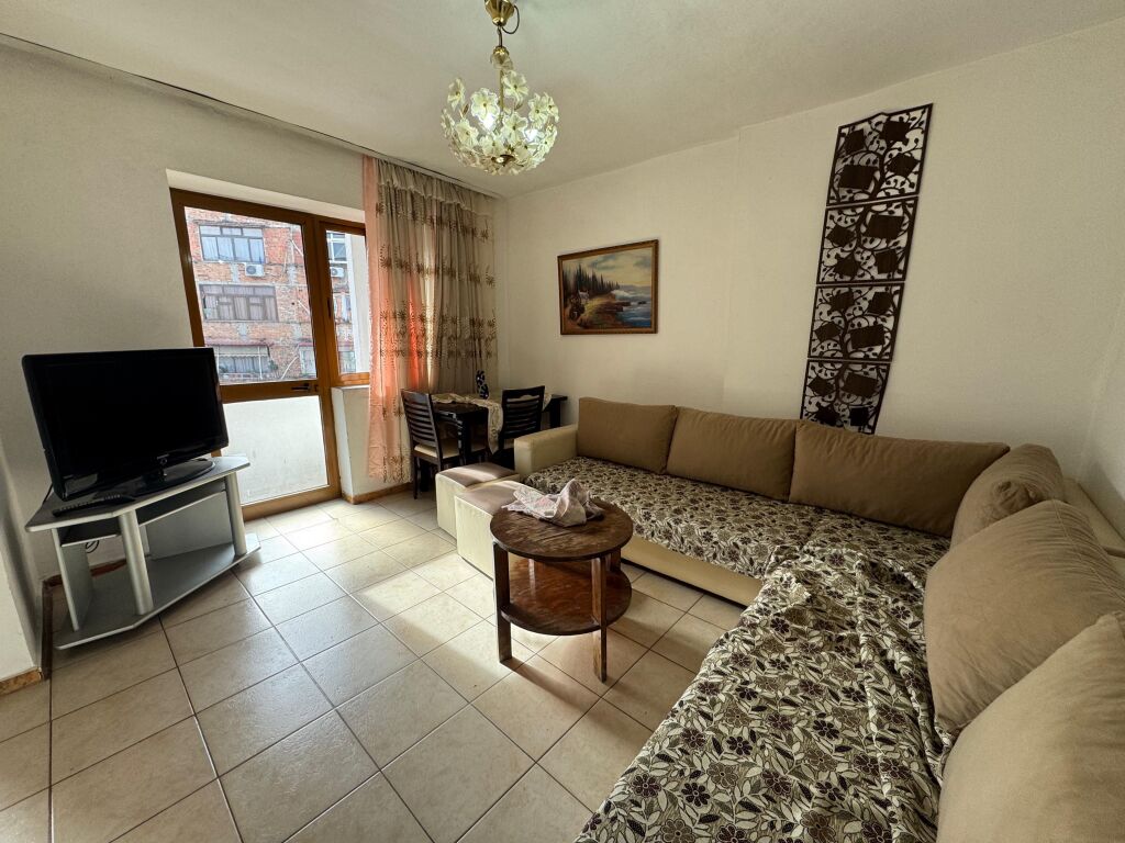 For rent 1+1 Mine Peza
