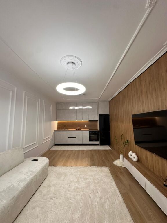 Shitet Apartament 2+1-Prane Eja Studio, Astir