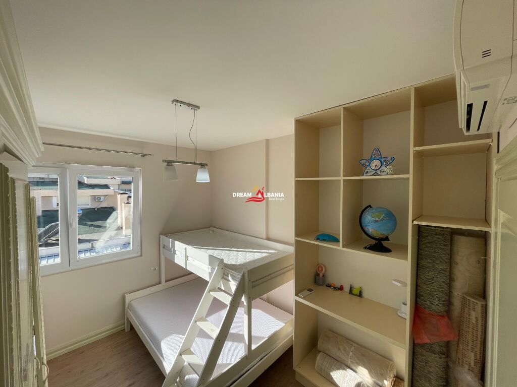 Apartament 3+1+2 Me Qera Te Liqeni I Thate (ID 4231484)