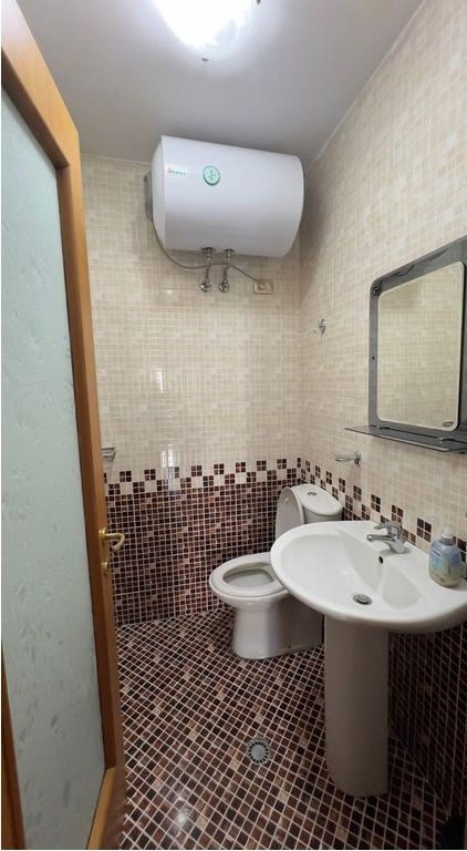 Jepet me qira 2+1+2 tek Qatar Center