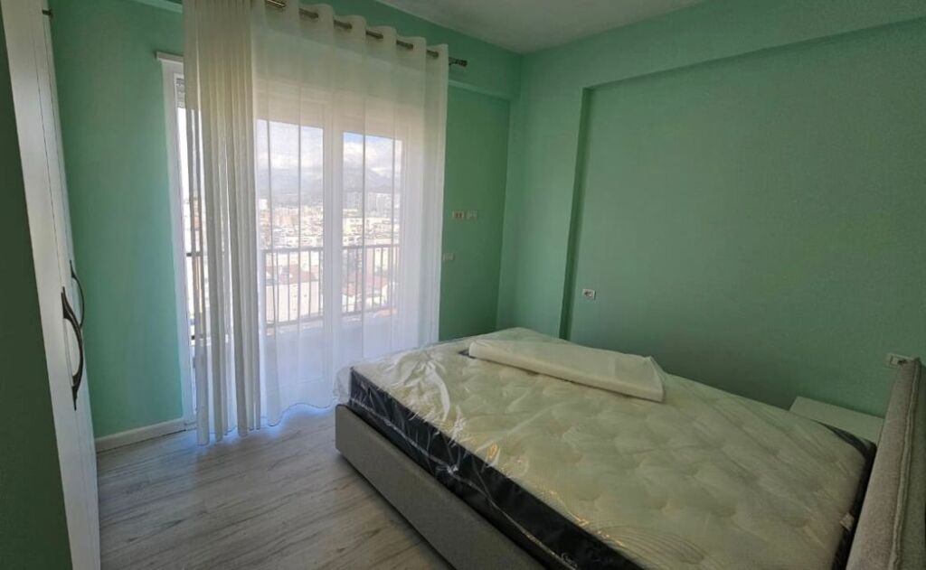 Apartament 2+1 per qira te Brryli