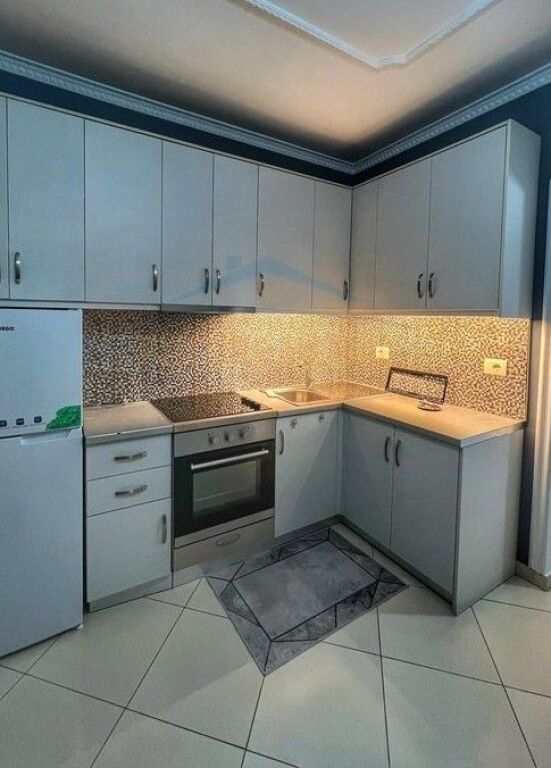 Qera, Apartament 2+1+2, Selitë
