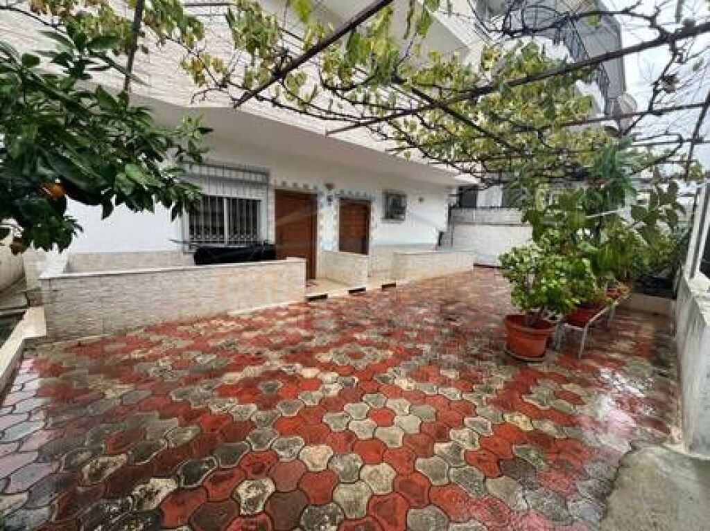In vendita, Casa su 3 piani, Misto Mame, Tirana.