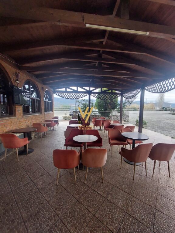 LOCALE COMMERCIALE IN VENDITA 9.220 M2 A MILOT 1.300.000 EURO