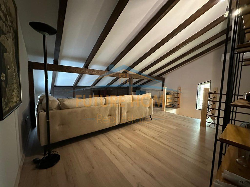 Rent, Villa, Petrele